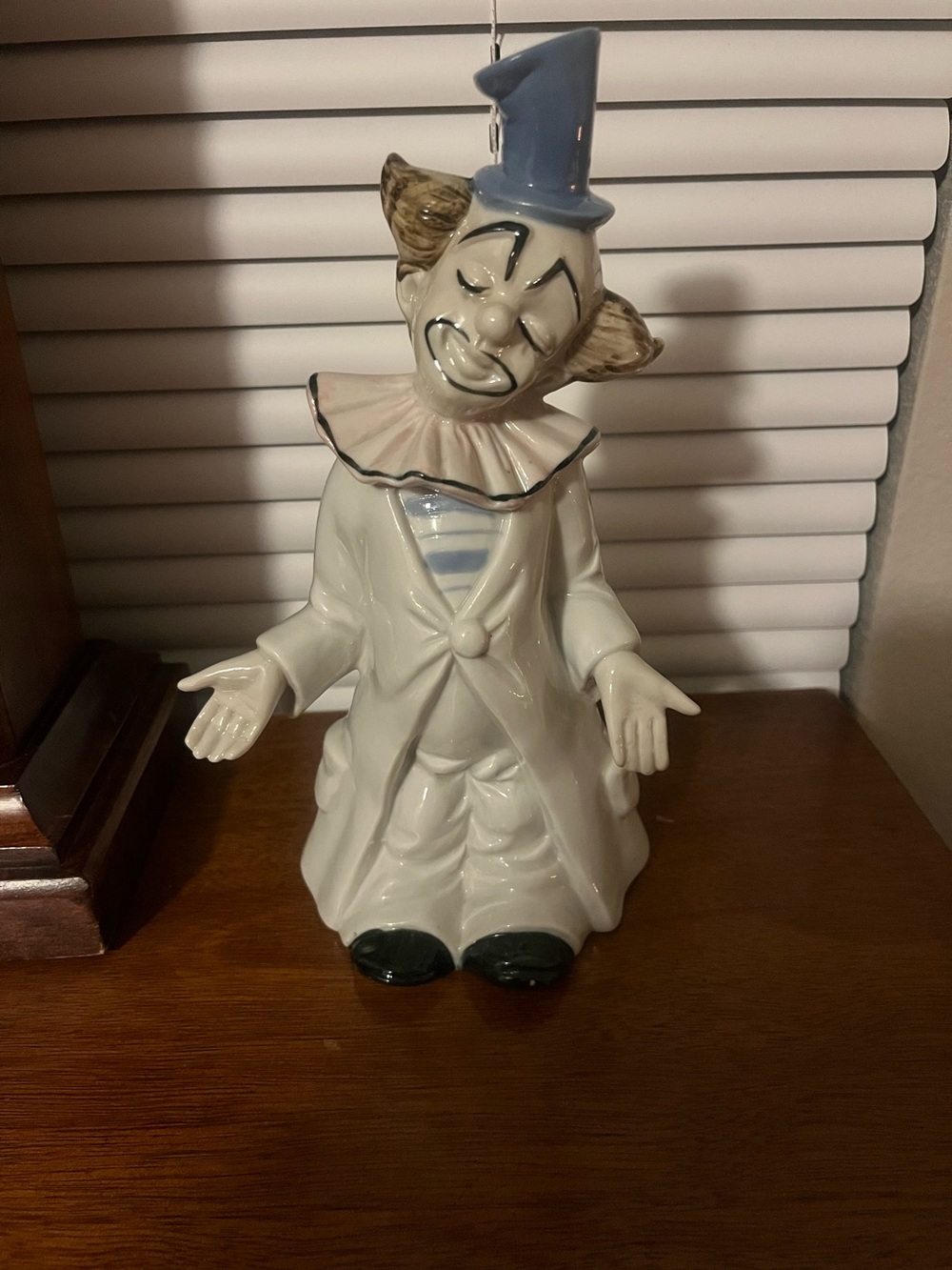 Fine Porcelain Clown 10” Figurine